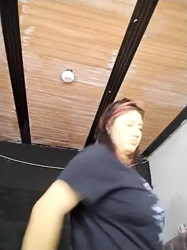 Snapshot of Cerecitaa02_ chatting on October 11, 2025, 11:31 am Cerecitaa02  online show from October 11, 2025, 11:31 am