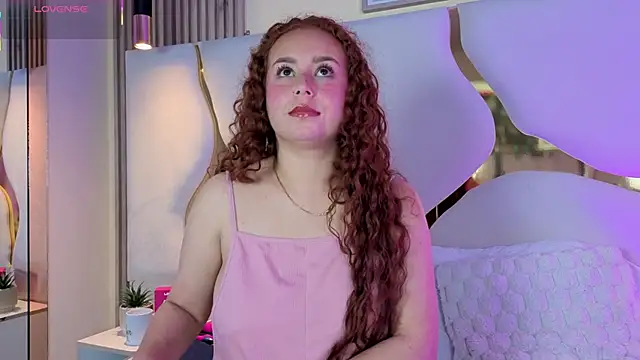 Snapshot of AmmberJones chatting on October 8, 2025, 1:20 pm AmmberJones online show from October 8, 2025, 1:20 pm