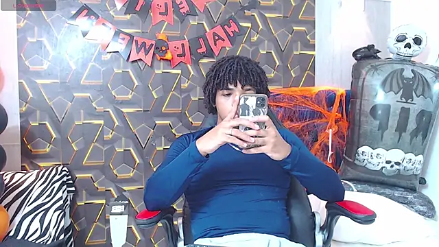 Snapshot of black_king_241 chatting on October 24, 2025, 3:25 am black king 241 online show from October 24, 2025, 3:25 am