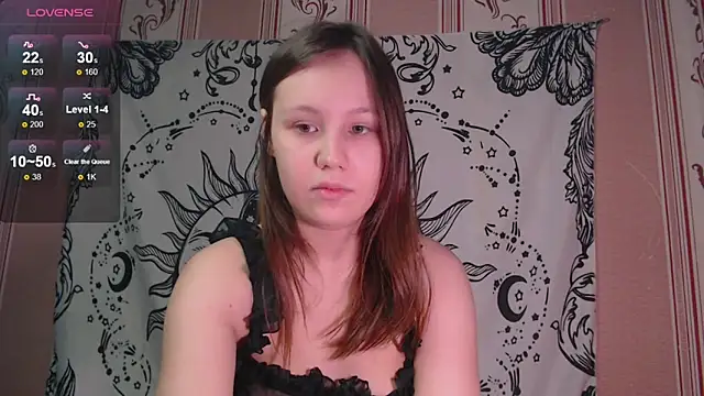 Thighswithspikes online show from November 21, 2025, 10:14 am