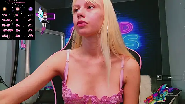 AlessiaCroft online show from September 17, 2025, 4:14 am