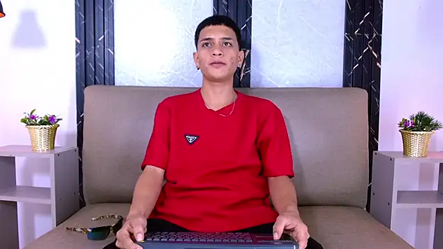 Snapshot of Matt_Ruso chatting on October 1, 2025, 8:48 pm Matt Ruso online show from October 1, 2025, 8:48 pm