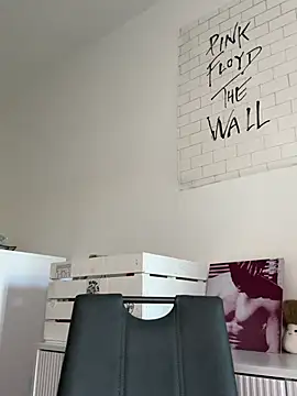 Snapshot of kittlunixx chatting on March 4, 2026, 2:34 pm kittlunixx online show from March 4, 2026, 2:34 pm