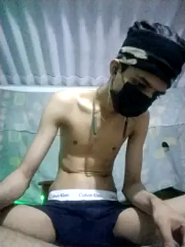 HannanKhan25 online show from February 19, 2026, 7:54 pm