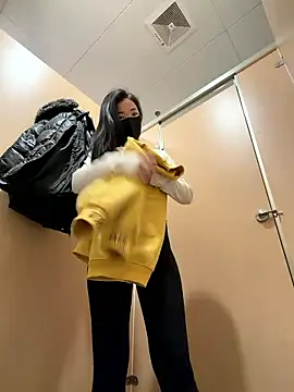 AiBanana online show from January 11, 2026, 1:38 pm