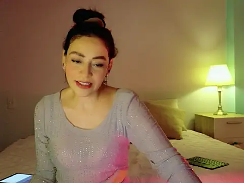 Snapshot of Alicia_Montess chatting on August 1, 2026, 3:17 am Alicia Montess online show from August 1, 2026, 3:17 am