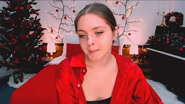 marshmallowee online show from December 17, 2025, 8:15 pm