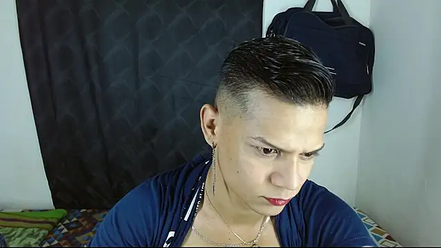 Snapshot of axce1_boy24 chatting on October 21, 2025, 12:50 pm axce1 boy24 online show from October 21, 2025, 12:50 pm