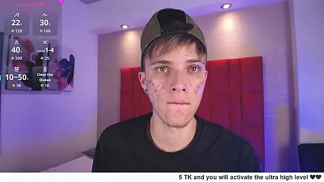 Snapshot of Robbin_Blaze chatting on October 3, 2025, 8:17 pm Robbin Blaze online show from October 3, 2025, 8:17 pm