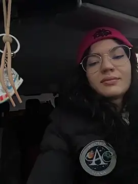 MeekyRich online show from November 29, 2025, 2:03 am