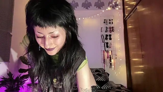 ELENA UMBRA online show from March 28, 2026, 2:33 am