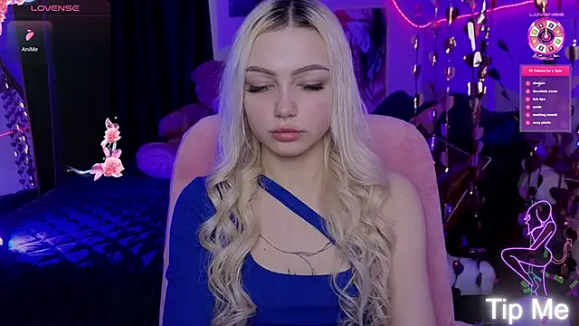 Snapshot of LinaLirian chatting on March 12, 2026, 10:10 am LinaLirian online show from March 12, 2026, 10:10 am