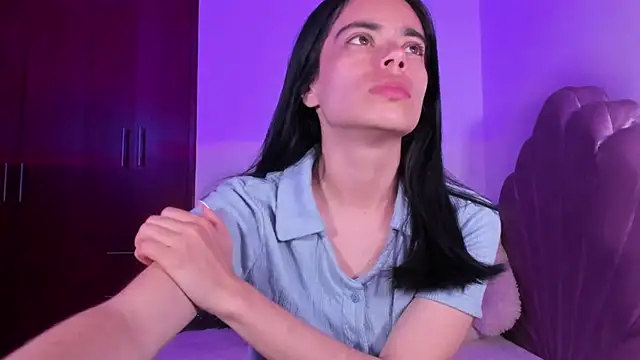 BellaSun  online show from September 11, 2025, 4:23 am