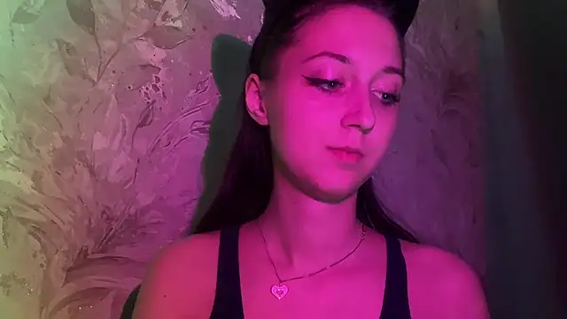 YourTemptation  online show from December 3, 2025, 2:26 pm