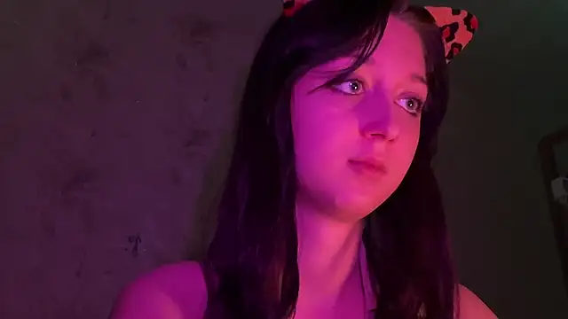 YourTemptation  online show from December 20, 2025, 2:13 pm