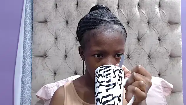 sexykea2002x online show from October 23, 2025, 5:18 am