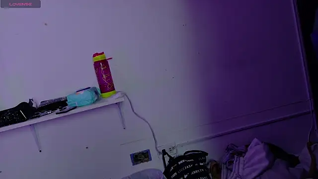 Alicee stone  online show from October 14, 2025, 2:51 pm