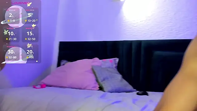 JennMuriel  online show from October 6, 2025, 12:57 pm