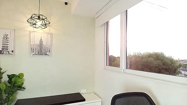 Snapshot of _Victoria_Collins chatting on September 17, 2025, 11:23 am Victoria Collins online show from September 17, 2025, 11:23 am