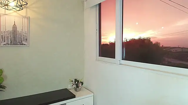 Snapshot of _Victoria_Collins chatting on October 2, 2025, 10:55 am Victoria Collins online show from October 2, 2025, 10:55 am