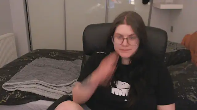 GothSuccubusBabe online show from February 19, 2026, 8:38 pm