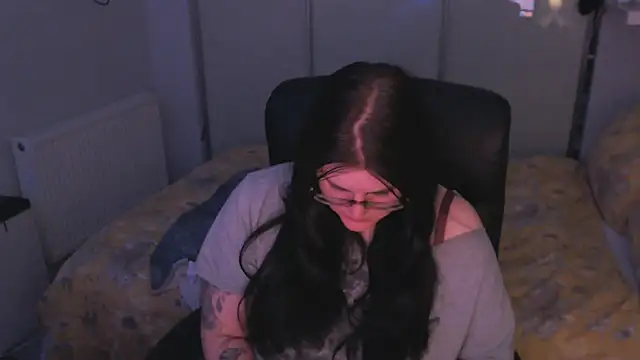 GothSuccubusBabe online show from May 2, 2026, 11:10 pm