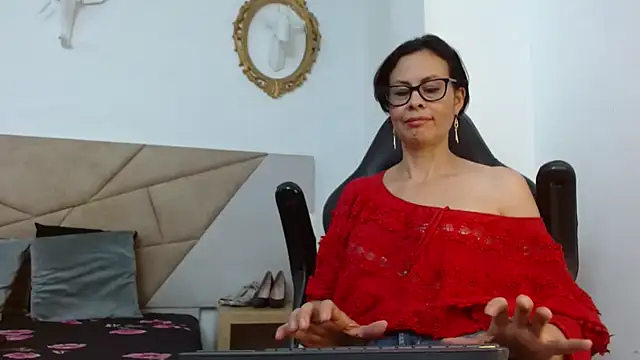 Snapshot of amanda_ramirez chatting on February 10, 2026, 10:14 pm amanda ramirez online show from February 10, 2026, 10:14 pm