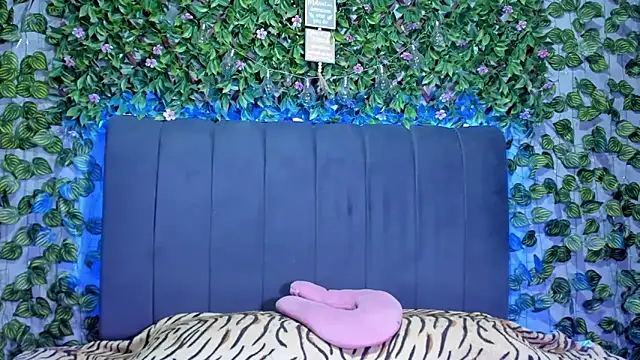 Snapshot of evelin_33 chatting on September 24, 2025, 7:28 pm evelin 33 online show from September 24, 2025, 7:28 pm