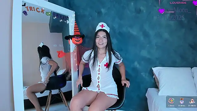 GingerMoon  online show from October 30, 2025, 5:57 pm