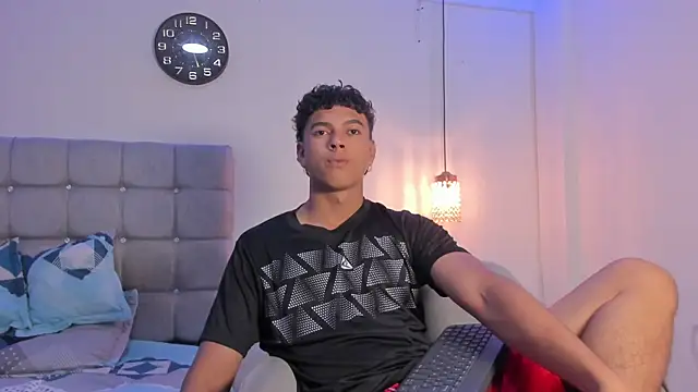 Santy Stump online show from September 22, 2025, 9:28 pm