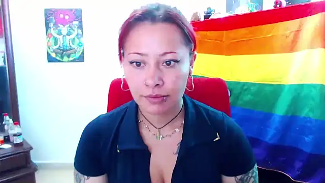 Aleja2530 online show from October 2, 2025, 7:54 pm