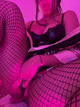 Snapshot of casieee_love chatting on October 24, 2025, 12:56 pm casieee love online show from October 24, 2025, 12:56 pm