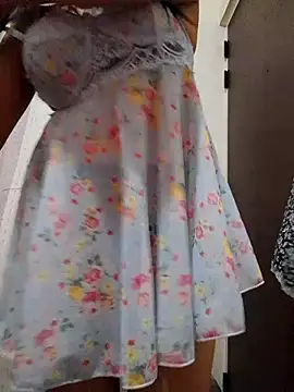 RoseLiveSL online show from October 15, 2025, 5:02 pm