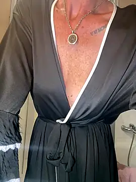 Snapshot of LucyLingerie78 chatting on September 24, 2025, 6:44 pm LucyLingerie78 online show from September 24, 2025, 6:44 pm