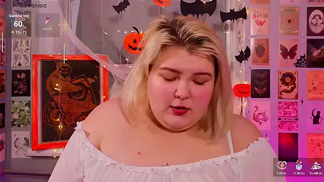 Ellabigbaby online show from October 31, 2025, 1:23 pm