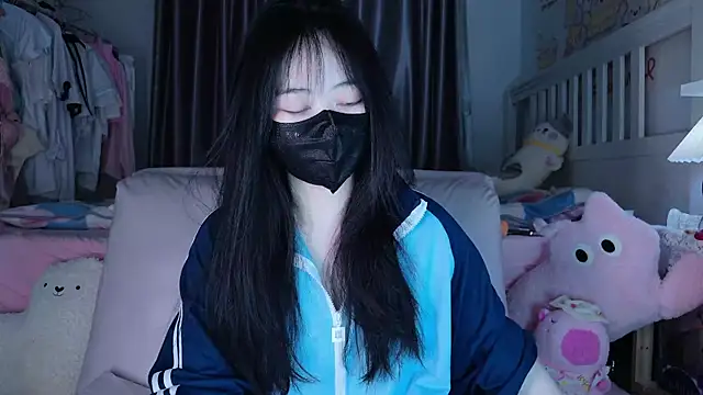 love-uiui online show from January 31, 2026, 8:18 pm