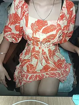 Snapshot of Isha_Sax chatting on October 24, 2025, 7:32 pm Isha Sax online show from October 24, 2025, 7:32 pm