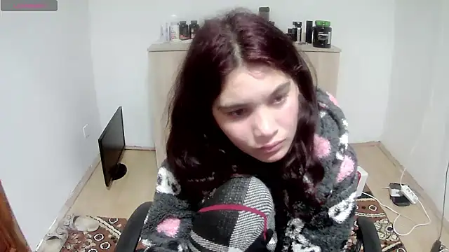 Snapshot of MalloryMyers chatting on September 25, 2025, 5:27 pm MalloryMyers online show from September 25, 2025, 5:27 pm