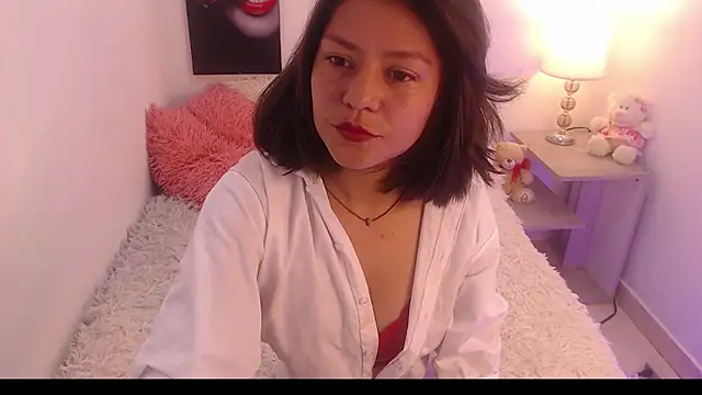 renataj online show from October 2, 2025, 1:40 pm