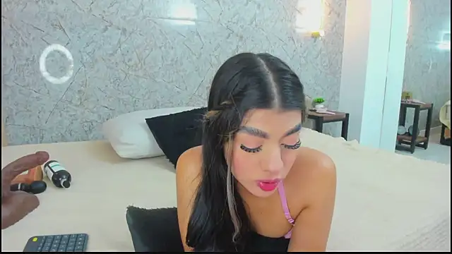 Antonella west online show from June 11, 2026, 3:48 am