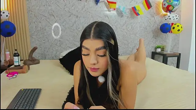 Antonella west online show from June 20, 2026, 9:17 pm