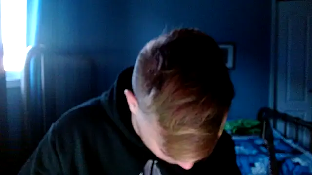 lustylyndon online show from February 9, 2026, 3:05 pm