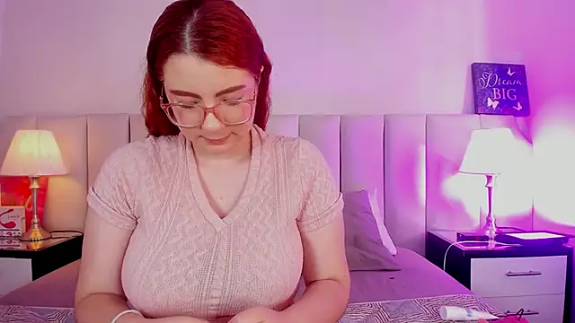 lizy portman online show from September 25, 2025, 7:17 pm