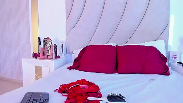 Snapshot of AnnahiBaker chatting on September 22, 2025, 6:10 pm AnnahiBaker online show from September 22, 2025, 6:10 pm