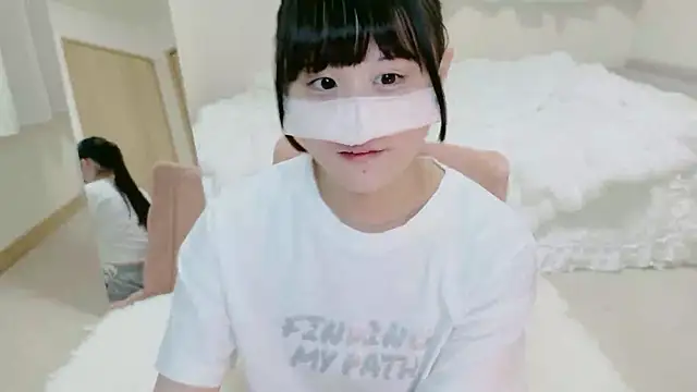 im hina online show from October 13, 2025, 1:11 pm