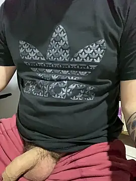 Snapshot of uto857 chatting on September 19, 2025, 2:07 pm uto857 online show from September 19, 2025, 2:07 pm