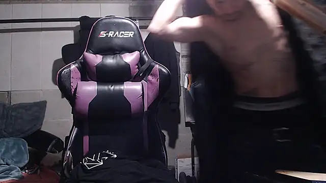 mastertrap online show from December 15, 2025, 5:55 am