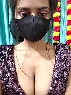 Aanya hotty online show from March 12, 2026, 5:08 pm