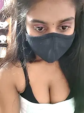 Aanya hotty online show from May 3, 2026, 5:41 pm