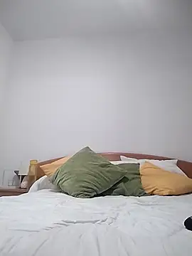 Snapshot of agustinalatina chatting on October 13, 2025, 7:47 pm agustinalatina online show from October 13, 2025, 7:47 pm